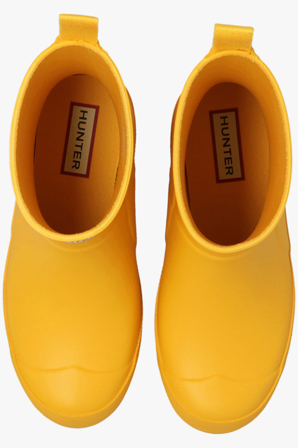 Yellow Play rain boots Hunter Kids People love how sensational and stylish this shoe is without the need to yell out its brand IetpShops Luxembourg